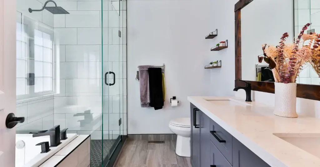 bright bathroom with decor