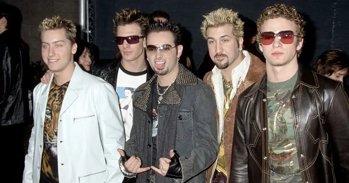 30 Best Early 2000s Fashion For Men Trends You Need To Know