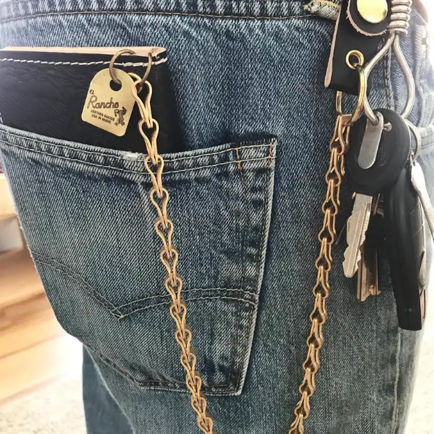 chain wallets early 2000s fashion for men