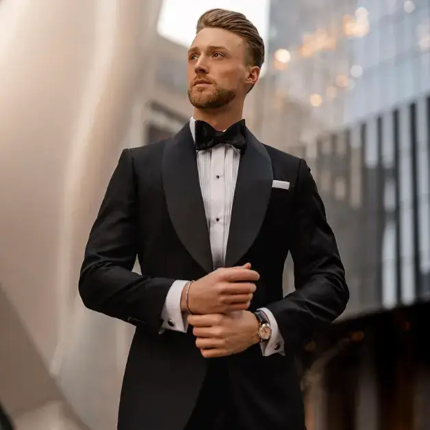 Old Money Men's Fashion 2024: 30 Outfits You Need to Know